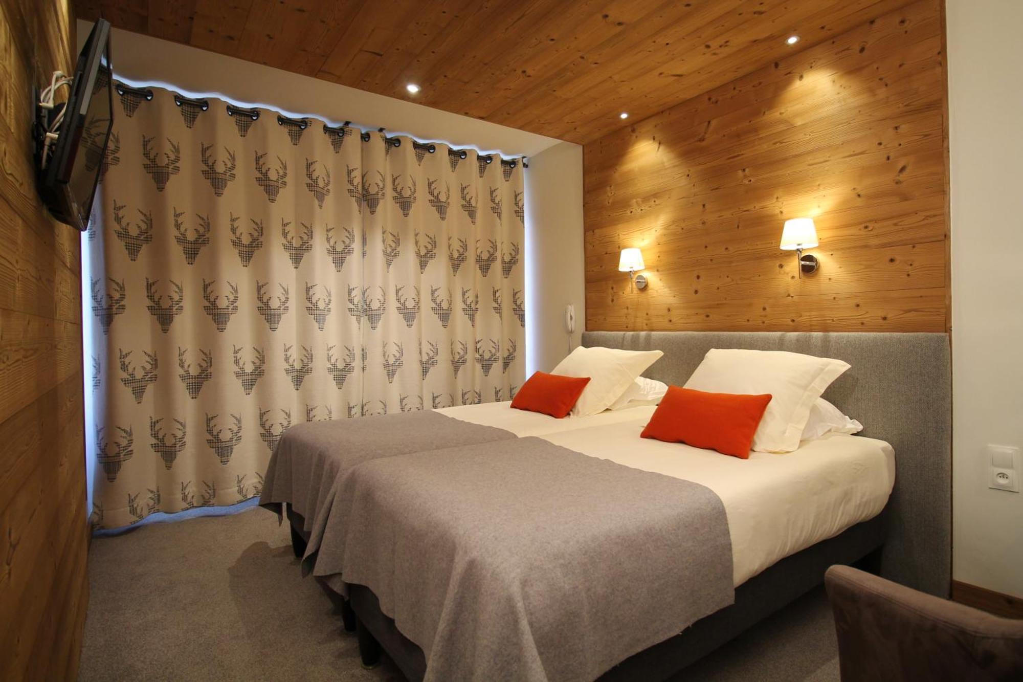 Hotel Du Cret Rond Valloire Exterior photo