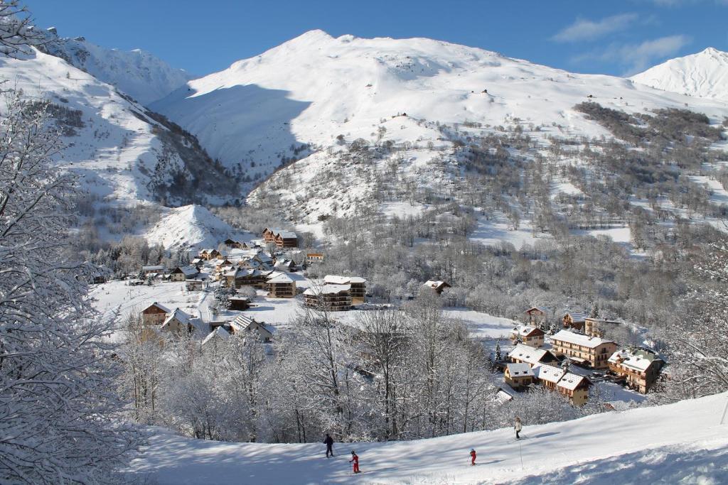 Hotel Du Cret Rond Valloire Exterior photo